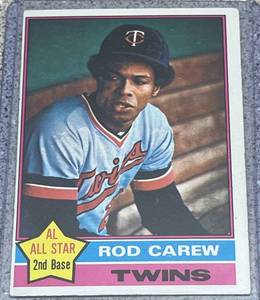 lot 151 image: 1976 Topps Baseball Card #400 - Rod Carew Minnesota Twins