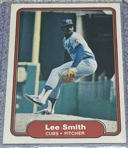 lot 195 image: 1982 Fleer Baseball Card #603 - Lee Smith Chicago Cubs