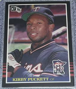 lot 207 image: 1985 Donruss Baseball Card #438 - Kirby Puckett Rookie