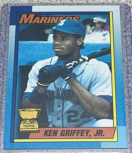 lot 211 image: 1990 Topps Baseball Card #336 - Ken Griffey Jr