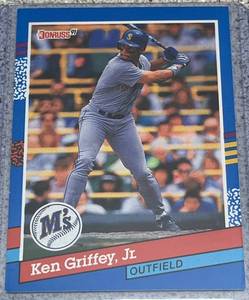 lot 216 image: 1991 Donruss Baseball Card #77 - Ken Griffey Jr