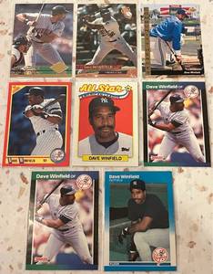 lot 238 image: Dave Winfield Baseball Card Collection (8 cards)