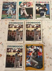 lot 242 image: Ichiro Suzuki Baseball Card Collection (7 cards)