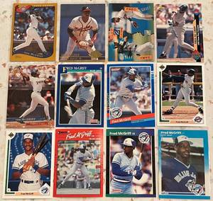 lot 249 image: Fred McGriff Baseball Card Collection (12 cards)
