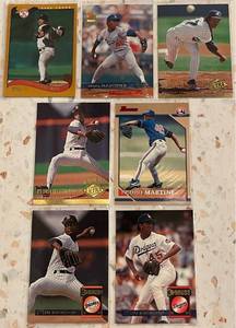 lot 257 image: Pedro Martinez Baseball Card Collection (7 cards)