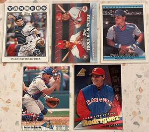 lot 259 image: Ivan Rodriguez Baseball Card Collection (5 cards)