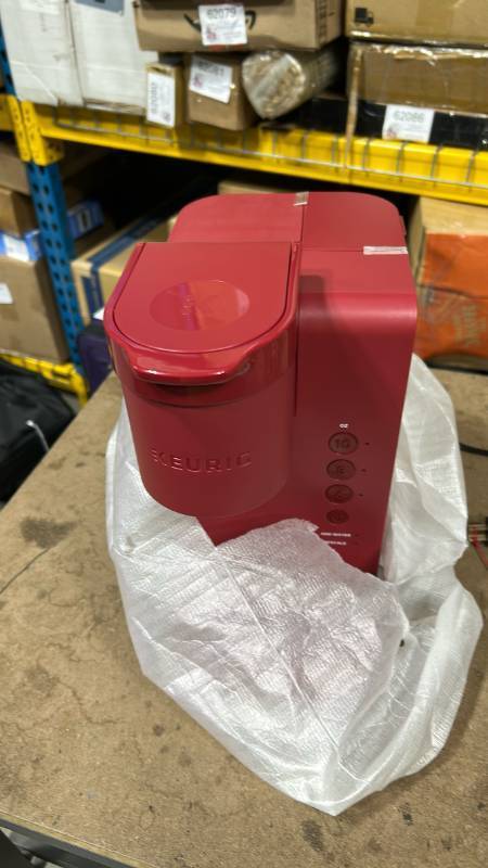 lot 62098 image: Keurig Single Serve Coffee Maker Red