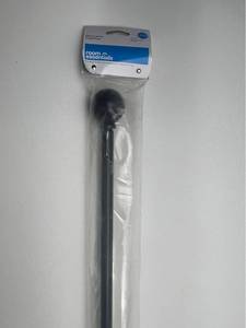 lot 106 image: Room Essentials Black Decorative Cafe Curtain Rod 28-48 inch