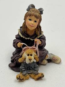 lot 136 image: Yesterdays Child Dollstone Collection Cindy with Collier Figurine