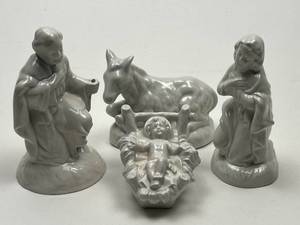 lot 141 image: White Ceramic Nativity Set 4 Piece