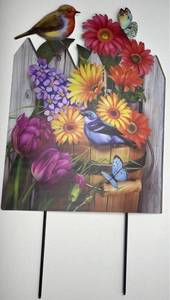 lot 173 image: Briarwood Lane Birds and Blooms Metal Garden Stake