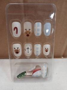lot 26753 image: Christmas Press On Nails