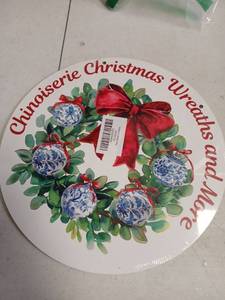 lot 31349 image: Chinoiserie Christmas Wreaths and More Decorative Wooden Wall Hanger - Retail $15