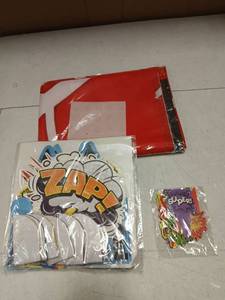 lot 27792 image: Super Hero Party Decorations 33pcs