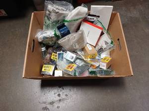 lot 62175 image: Mystery box