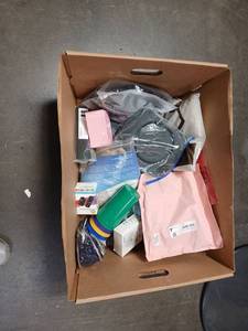lot 62176 image: Mystery box