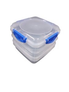 lot 6121 image: Set of Clear Plastic Food Storage Containers Only one lid out of four containers
