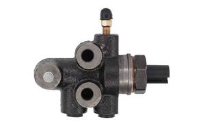 lot 14208 image: MOTOKU Brake Load Sensing Proportioning Valve for Left Hand Drive Toyota Tacoma 1995-2004 Tundra 2000-2006