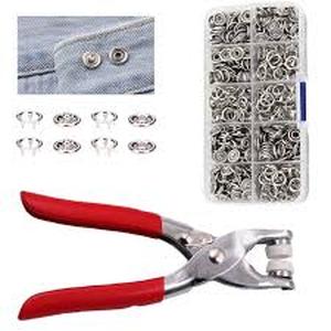 lot 6313 image: Snap Fastener Plier Tool Kit with Assorted Snaps