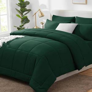 lot 1870 image: CozyLux Full Size Comforter Sets Emerald Green, 7 Pieces Bed in a Bag, Green Comforter Full Size, All Season Bedding Sets with Stitch Quilted Comforter, Flat Sheet, Fitted Sheet, Pillowcases