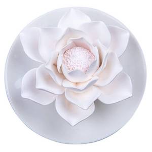 lot 6486 image: Essential Oil Passive Flower Diffuser -Lotus Flower Porcelain Aromatherapy Diffusers for Small Mini Room, Desk Decorative, Bathroom (Lotus)