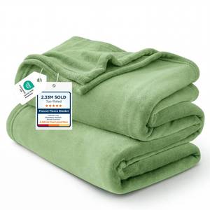 lot 5376 image: Bedsure GentleSoft Fleece Bed Blankets Full Size Green - Soft Lightweight Plush Fuzzy Cozy Luxury Blanket Microfiber, Emerald, 84x90 inches