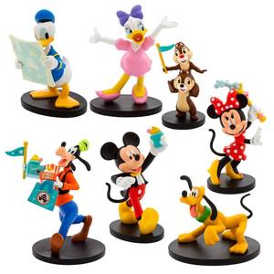 lot 1765 image: Mickey Mouse and Friends Play in The Park Deluxe Figure Set
