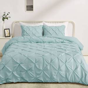 lot 13896 image: Amazon Basics 3-Piece Soft, Lightweight All-Season Down-Alternative Comforter Bedding Set, Pinch Pleat Design with Piped Edges, FullQueen, Spa Blue