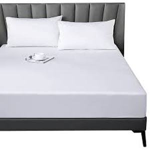 lot 1707 image: Lirex 100% Long Staple Cotton Bed Sheet Set