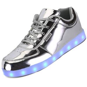 lot 10431 image: Tptoes USB Adult Light Up Shoes Rechargeable Flashing Low Top LED Shoes Unisex Sports Dancing Sneakers Size 6 Silver