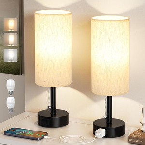 lot 4484 image: Table lamp