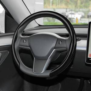 lot 9151 image: Frani Leather Steering Wheel Cover,Universal Fit 15 Inch-Premium Non-Slip Breathable Comfort Grip for Cars Trucks SUVs,Anti-Slip Durable Interior Upgrade Carbon Fiber Pattern