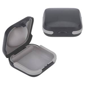 lot 18400 image: Yoheally Hearing Aid Travel Case, Hearing Aids Case Hard Pocket Size Small Splashproof 2.162.040.39 Cushioned Interior for 2 Hearing Aids, ITE, RIC, CIC Storage Box (Black)