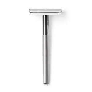 lot 6005 image: BEVEL SAFETY RAZOR