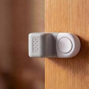 lot 20033 image: 4-Pack Door Pinch Guard - Baby Proofing - Anti Door Slam - Baby Finger Pinch Guard & Pets Safety Door Guard (No Lock Ins).