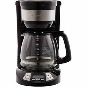 lot 5744 image: BlackDecker 12-Cup Drip Coffee Maker CM1160B-1 small chip on left of control panel