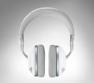 lot 10137 image: IRIS Model Wired Over-Ear Headphones in White
