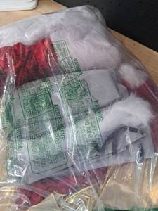 lot 4027 image: DressVoguer Santa Claus Costume for Men 9-Piece - Deluxe Santa Suit with Hat, Christmas Party Costume for Men Adult Santa Outfit 2XL