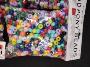 lot 6277 image: Mahitoi Pony Beads Multicolor 1000pc 9mm - 3 Bags