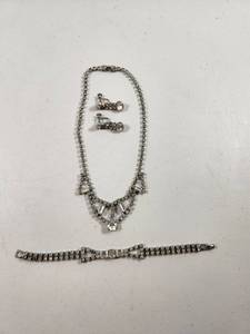 lot 97 image: 1950s Crystal Rhinestone Jewelry Set with Statement Necklace Bracelet and Earrings