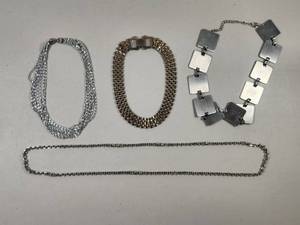 lot 207 image: Mixed Metal Chain Necklace Collection