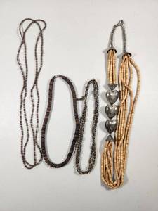 lot 208 image: Mixed Bead Necklace Collection