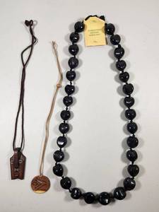lot 209 image: Hawaiian Kukui Nut Lei and Wood Pendant Necklace Set