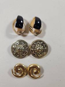 lot 221 image: Gold Tone Earrings Collection Set of Three Pairs