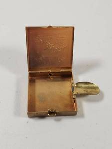 lot 273 image: Minnesota Souvenir Portable Brass Ashtray Vintage