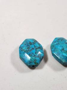 lot 300 image: Natural Turquoise Faceted Beads Pair