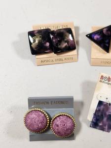 lot 331 image: Fashion Earrings Collection Bundle - 4 Pairs Mixed Styles