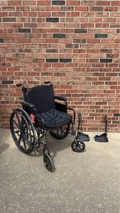 lot 34 image: Silver Sport II 18 inch Manual Wheelchair with Removable Footrests and Tip Guards
