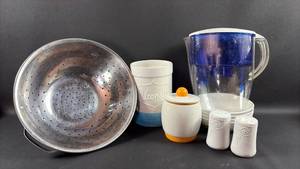 lot 38 image: Kitchen Essentials Bundle