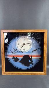 lot 60 image: Vintage Welby Shadow Box Framed Ocean Sunset Wall Clock with Seagulls by Elgin
